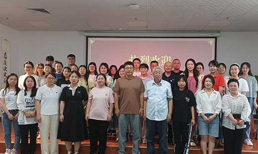 吕振西：庆幸在党五十载，，，，，宣传生涯半世纪，，，，，上行下效激励米乐集团集团前行