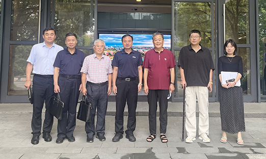 米乐集团集团赴岳阳高新区，，，，，，，，共推国度中试尝试室平台建设