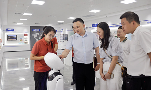 四川省乐山市驻京津冀招商局一行到访米乐集团集团，，，，，，，共探大健全产业合作